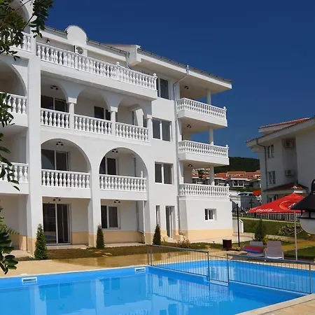 Lazur 1-5 Complex Hotel