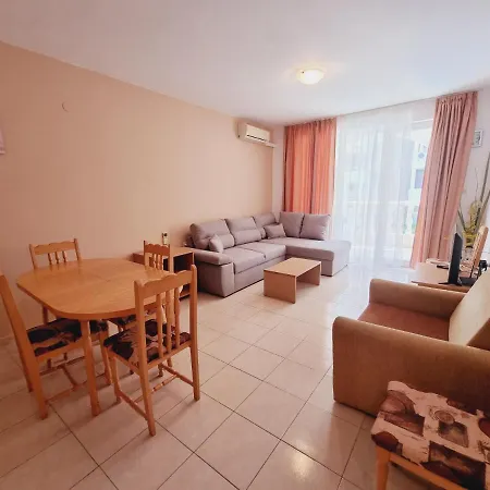 Ξενοδοχείο Lazur 1-5 Complex 4*