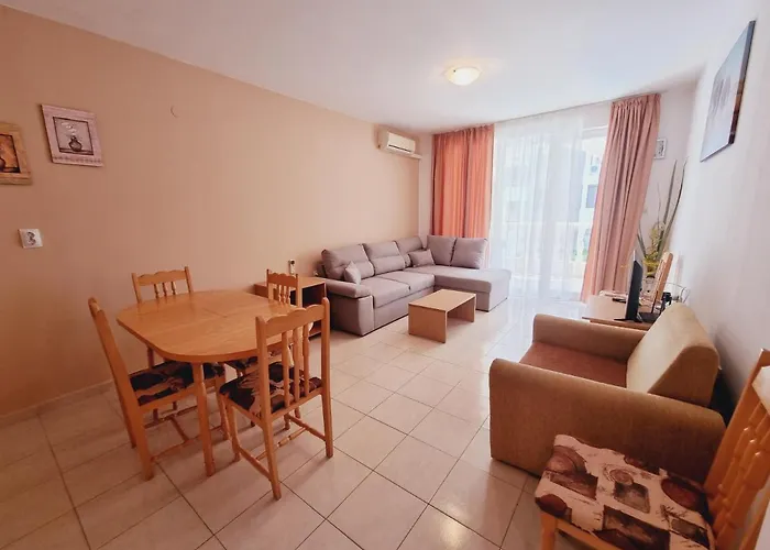 Hotel Lazur 1-5 Complex 4*