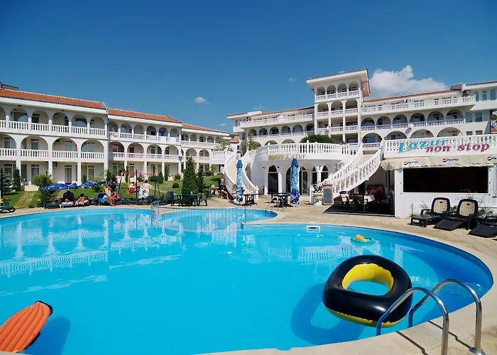 Hotel Lazur 1-5 Complex 4*